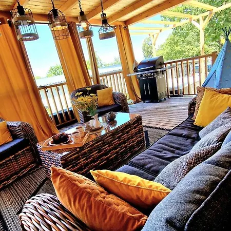 Privilege Exclusive Selce