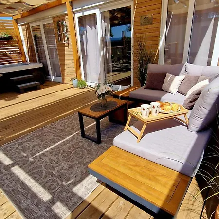 Privilege Exclusive *