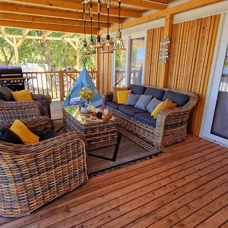 Privilege Exclusive * Selce