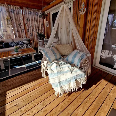 Privilege Exclusive *