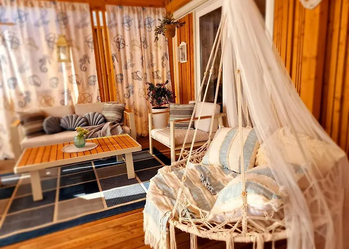 Privilege Exclusive *