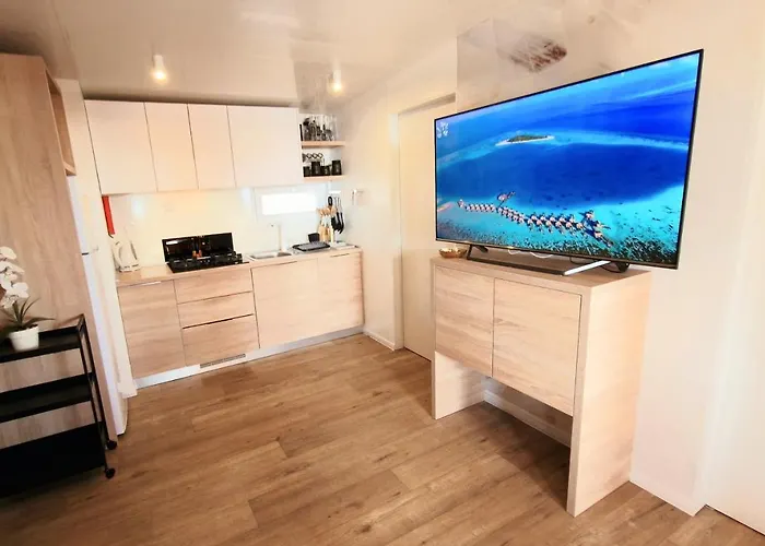 Privilege Exclusive Selce