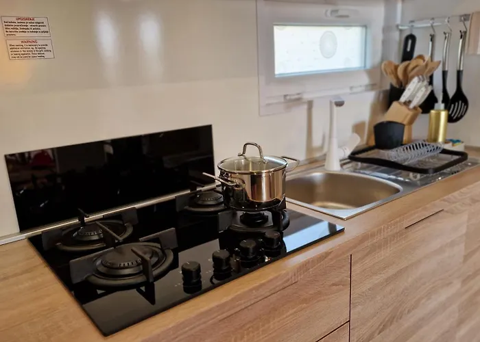 Privilege Exclusive Selce